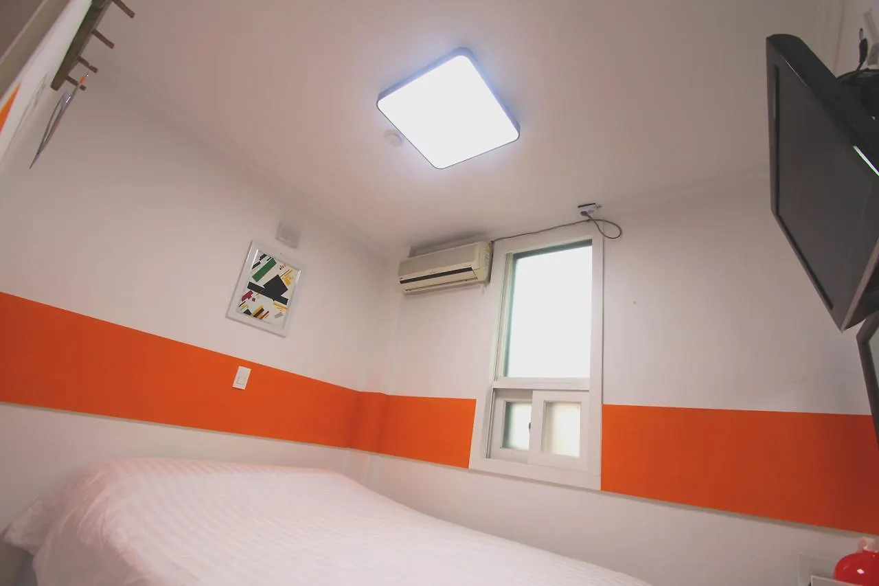 Hostel Ruman Stay